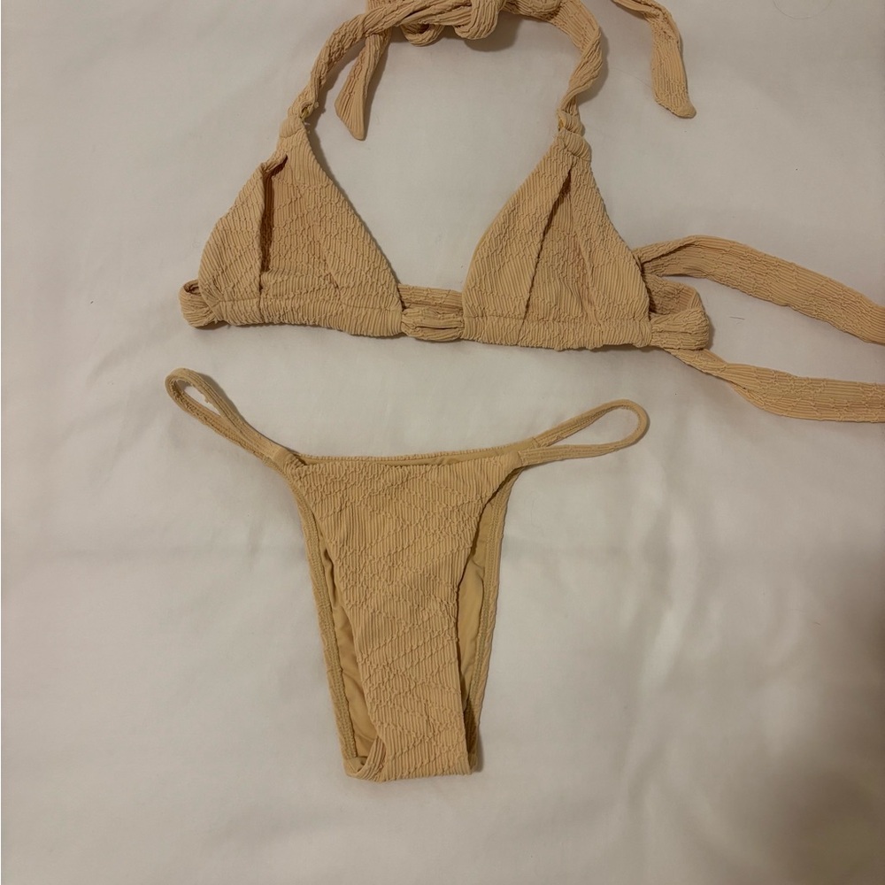 Monday swimwear bikini
